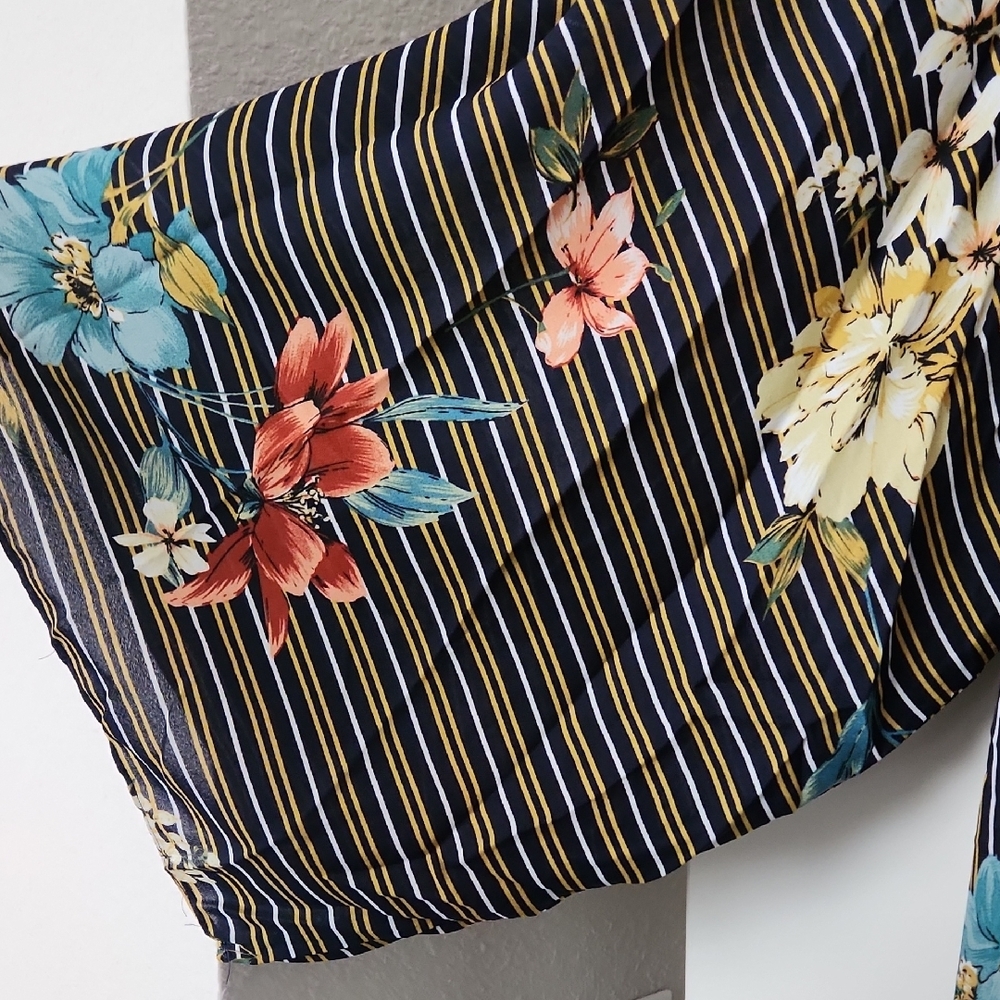 Umgee Navy and Yellow Striped Kimono - Picture 4 of 4
